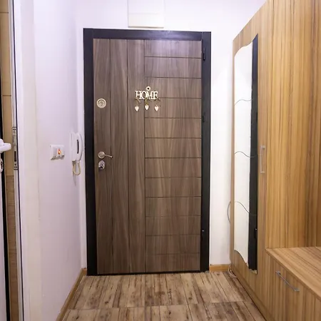 Karastoyanovi's Apartment- Studentski Grad 公寓 *