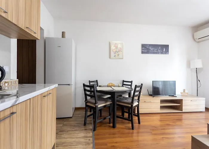 Karastoyanovi's Apartment- Studentski Grad *